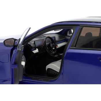 BMW M5 Touring (G99) 2025 Marina Bay blue - skala 1:18 - Solido